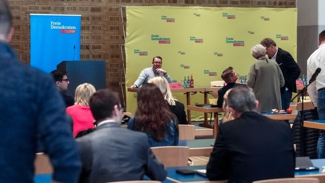 FDP diskutiert gescheiterte Sondierungsgespräche