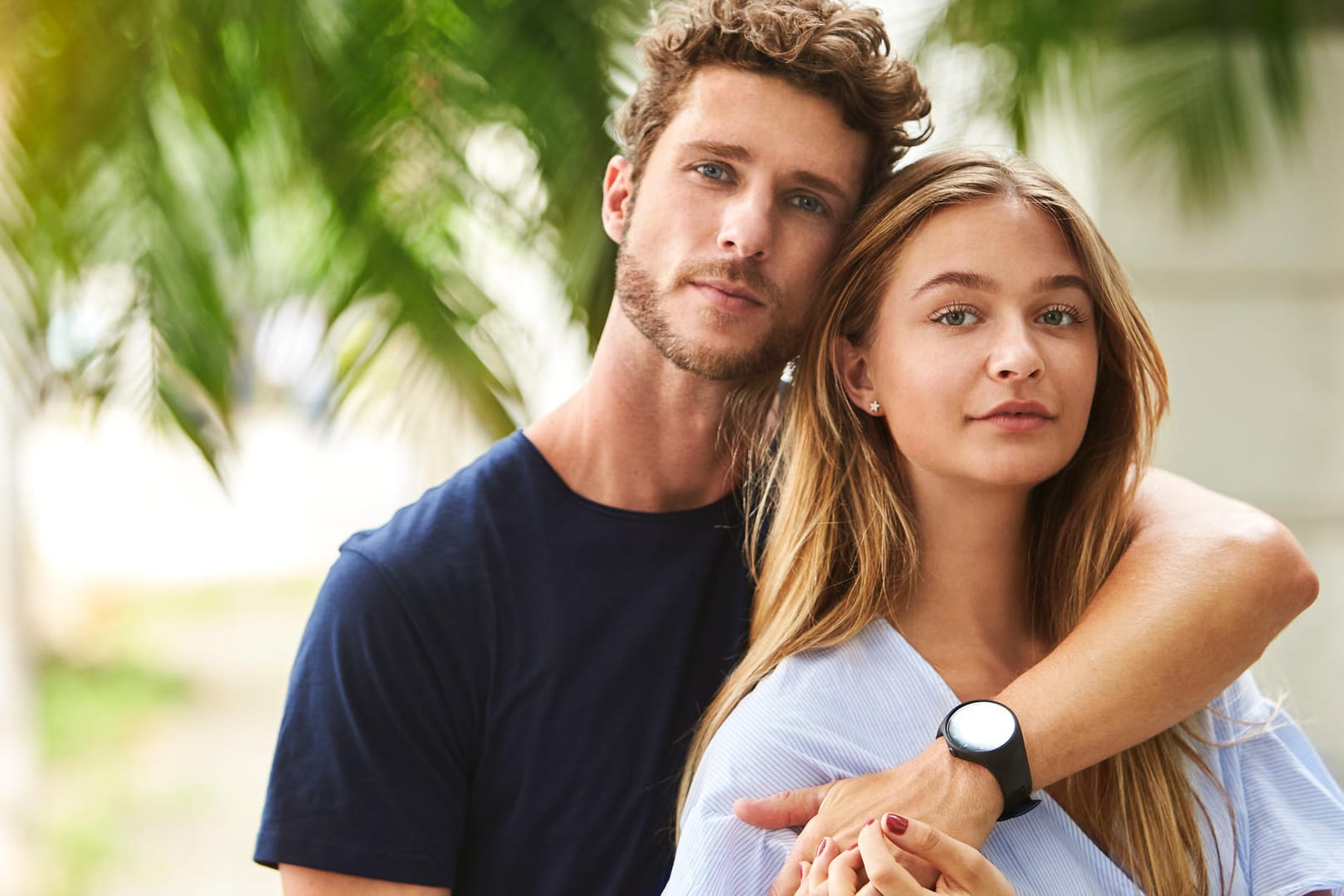 T-Shirts für Damen und Herren radikal reduziert: Lässig, aber elegant in den Sommer.