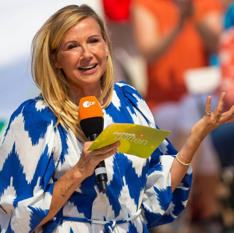Andrea Kiewel: Die 56-Jährige moderiert den "ZDF-Fernsehgarten".
