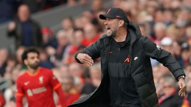 Liverpools Trainer Jürgen Klopp verpasst mit seiner Mannschaft die englische Meisterschaft. Liverpools Trainer Jürgen Klopp verpasst mit seiner Mannschaft die englische Meisterschaft.