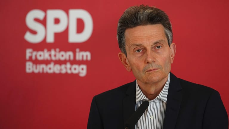 Rolf Mützenich: Die SPD droht der Union mit einem Alleingang beim geplanten Sondervermögen für die Bundeswehr.