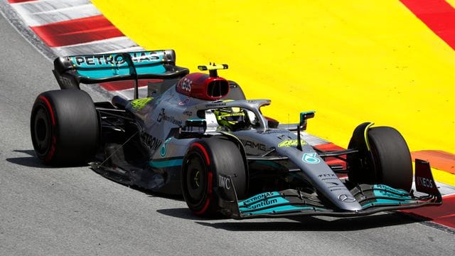 Mit dem technisch verbesserten Auto ist Mercedes auf einem guten Weg. Mit dem technisch verbesserten Auto ist Mercedes auf einem guten Weg.