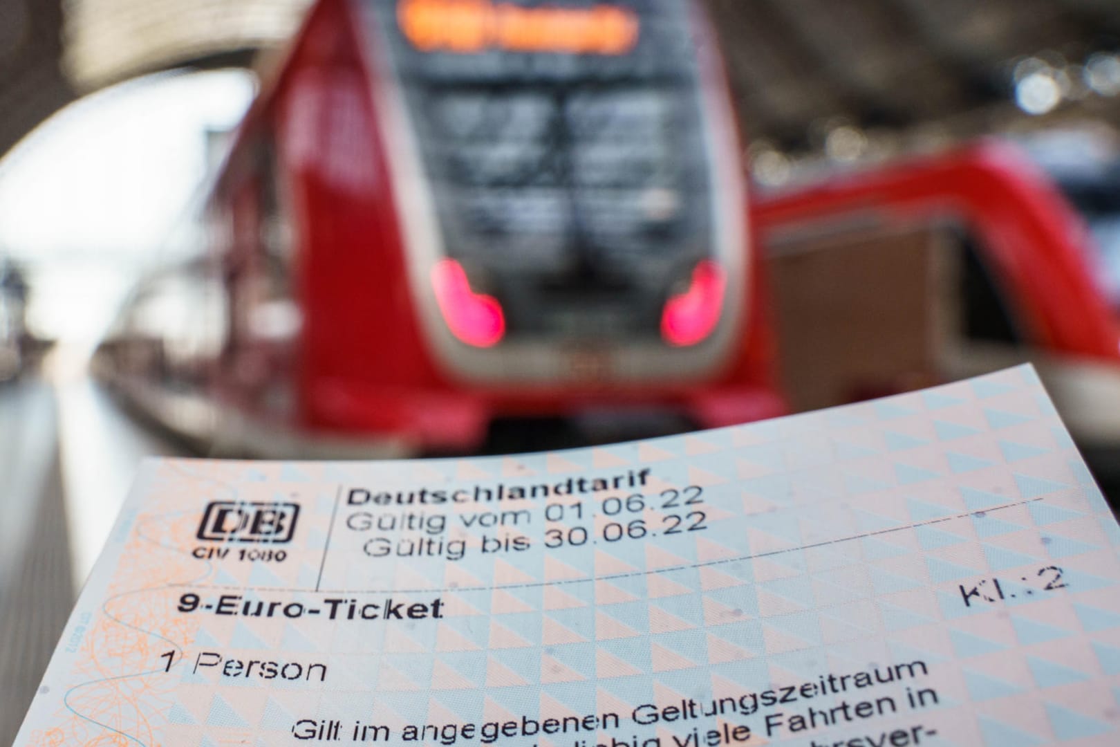 Verkaufsstart 9-Euro-Ticket in Hessen