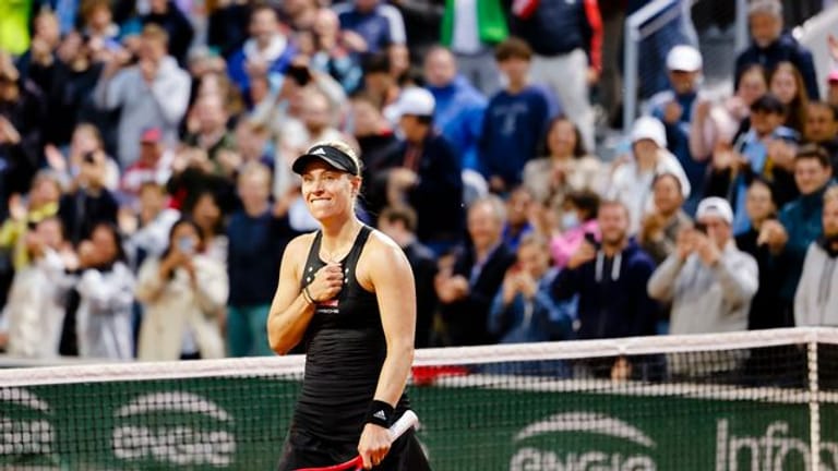 Angelique Kerber hat bei den French Open ihr Auftaktmatch gewonnen.
