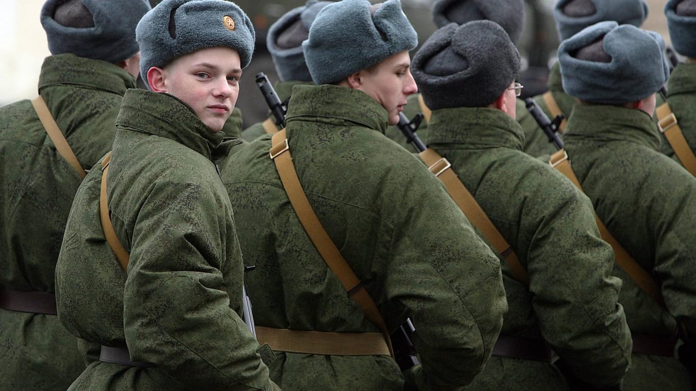 Russische Soldaten vor dem Krieg die Ukraine: "Alles was zählt, ist einen weiteren Tag zu überleben." (Symbolfoto)