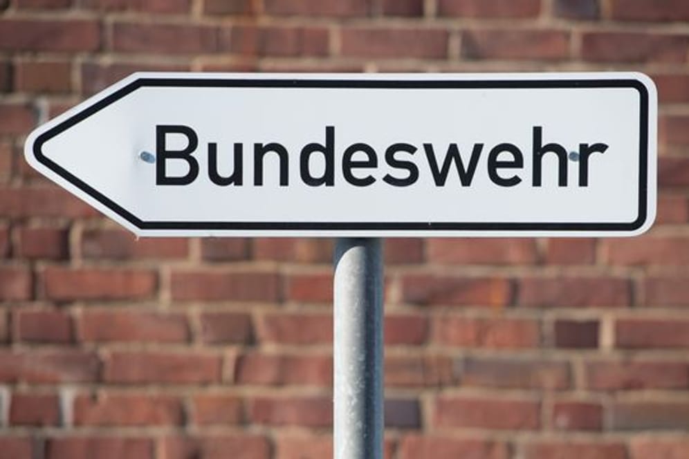 Derzeit wird gegen mehrere Personen bei der Bundeswehr wegen Einbrüchen und möglicher Waffendiebstähle ermittelt.