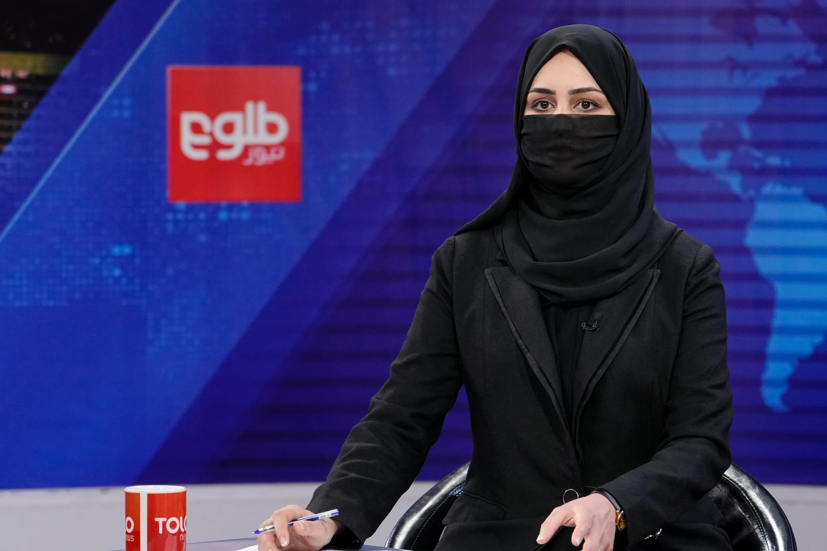 Khatereh Ahmadi: Die Journalistin muss in Afghanistan künftig verschleiert moderieren.