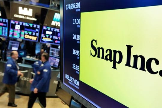 Snapchat war vor allem mit von alleine verschwindenden Bildern bekannt geworden.