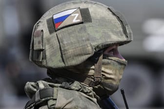 Russischer Soldat in Melitopol: "Macht euch bereit! Wir kennen alle eure Patrouillenrouten!"