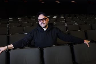 Der russische Regisseur Kirill Serebrennikow im Thalia Theater in Hamburg.