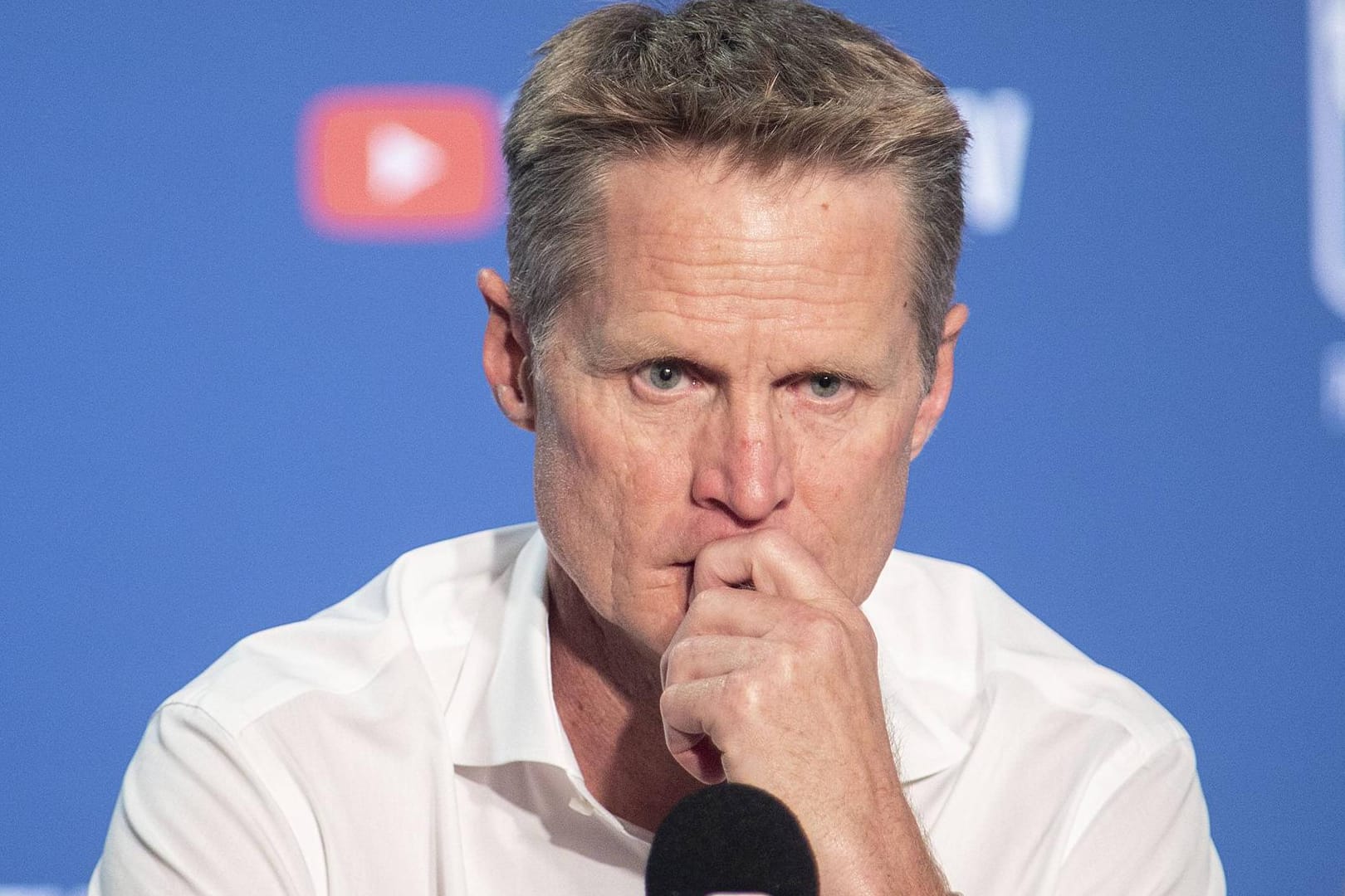 Steve Kerr: Der NBA-Trainer wurde nach dem Amoklauf an einer Schule deutlich, verurteilte die Republikaner.