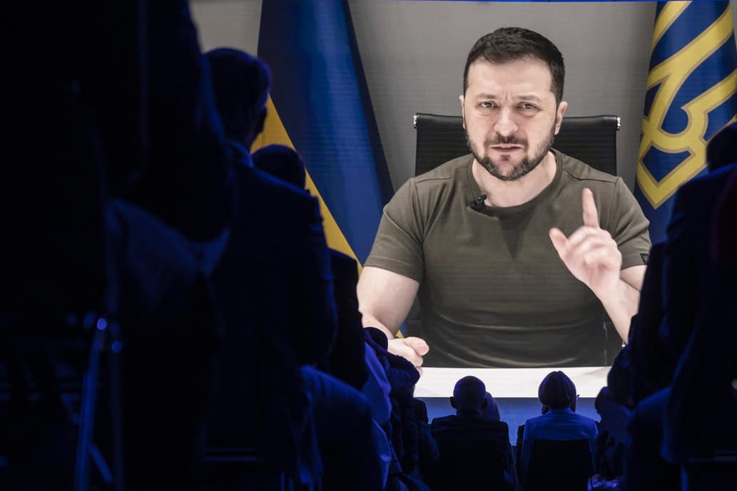 Jahrestagung des Weltwirtschaftsforums in Davos: Präsident Selenskyj kritisiert den Westen.