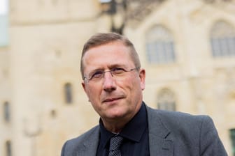 Thomas Schüller, Theologe und Kirchenrechtler (Archivbild), hat sich kritisch über den beginnenden Katholikentag geäußert.