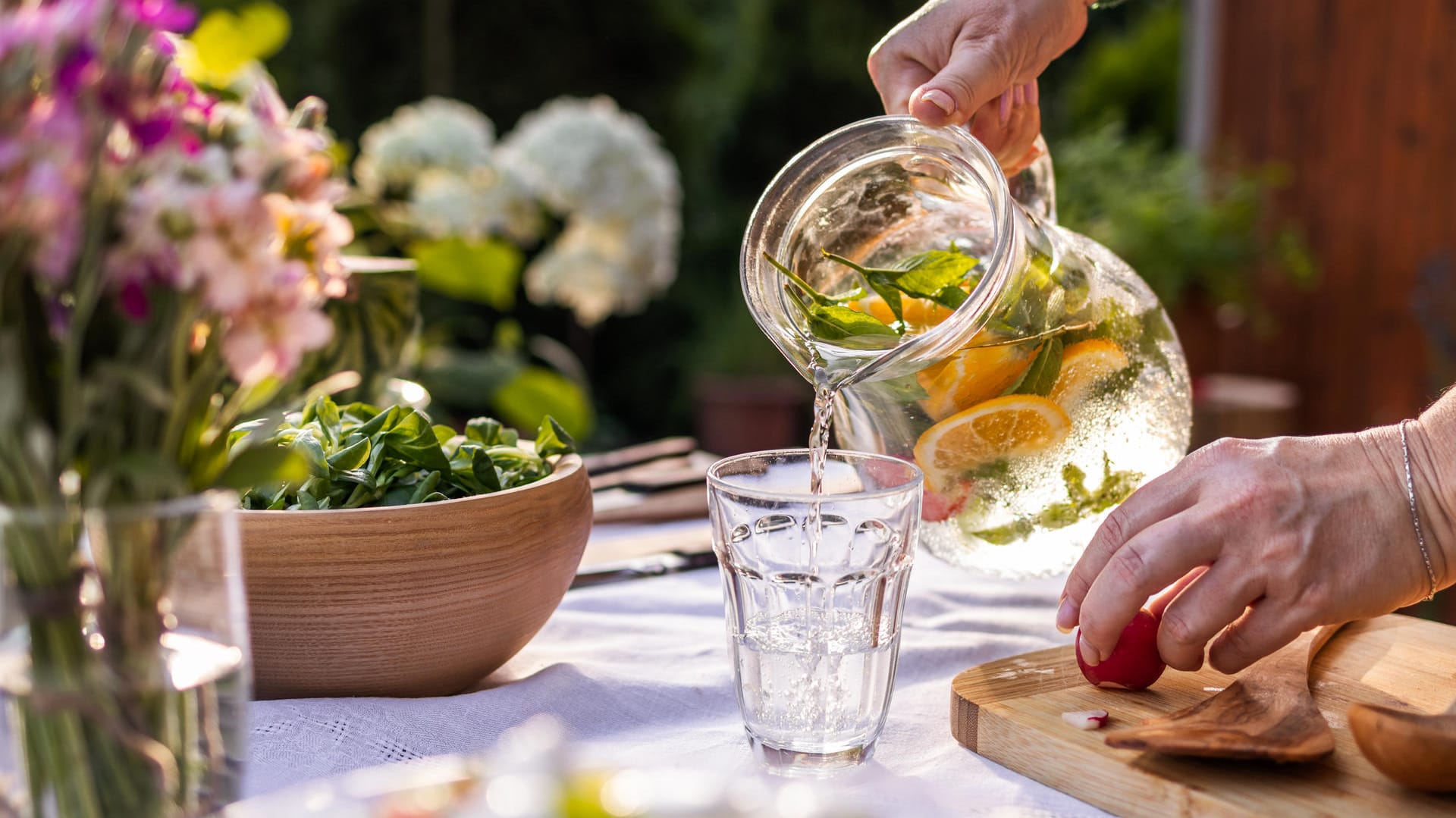 Alte Frage: Hilft es, beim Essen zu trinken?