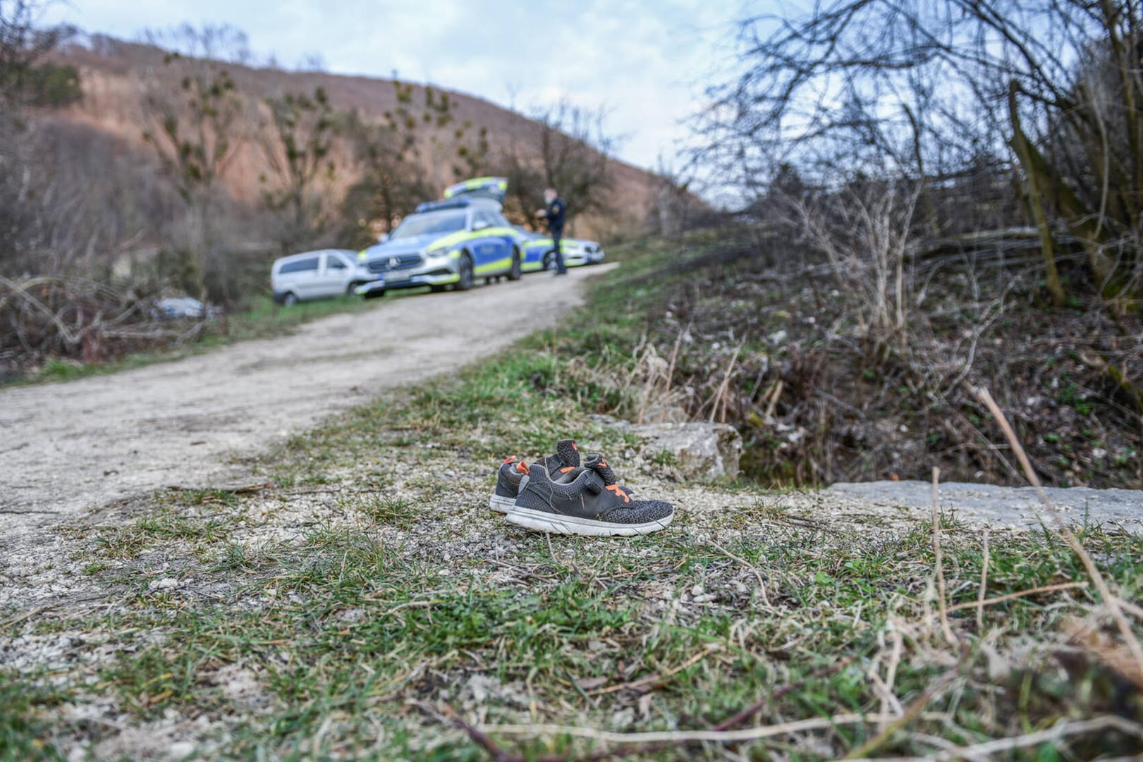 Spuren bei einer Vermisstensuche (Symbolfoto): In Niedersachsen gelten aktuell 570 Minderjährige als vermisst.