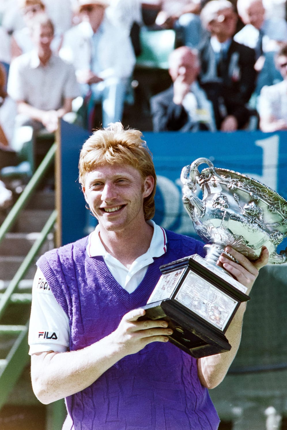 Wimbledon war sein Wohnzimmer, doch auch die Australian Open gewann Boris Becker zweimal (1991 und 1996). Zu seinen drei Wimbledon-Erfolgen (1985, 1986, 1989) kam noch ein Triumph bei den US Open (1991). Sechs Grand-Slam-Titel machen Becker bei den Herren zum erfolgreichsten deutschen Tennisspieler der Geschichte.
