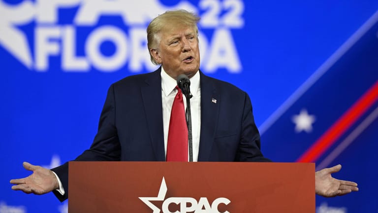 Der ehemalige US-Präsident Donald Trump: Seine Kampagne wurde 2016 von der NRA mit hohen Geldsummen unterstützt.