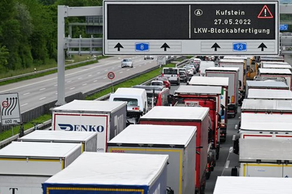 Blockabfertigung für Lkw in Kufstein