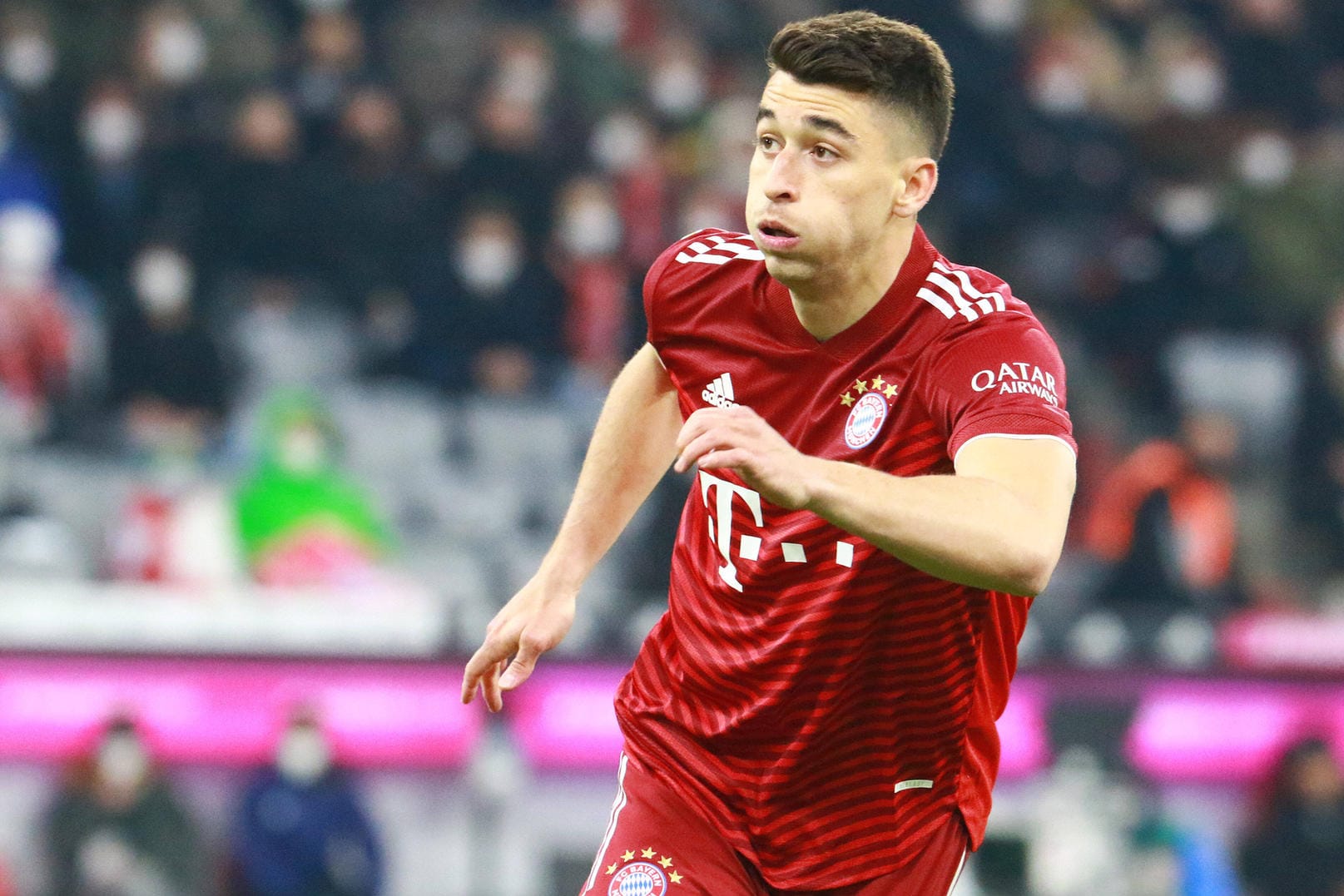 Marc Roca kam beim FC Bayern bislang nicht wie gewünscht zum Zuge, will wechseln.