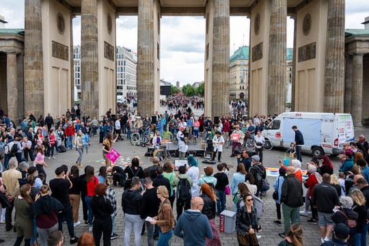 Demonstration am Brandenburger Tor