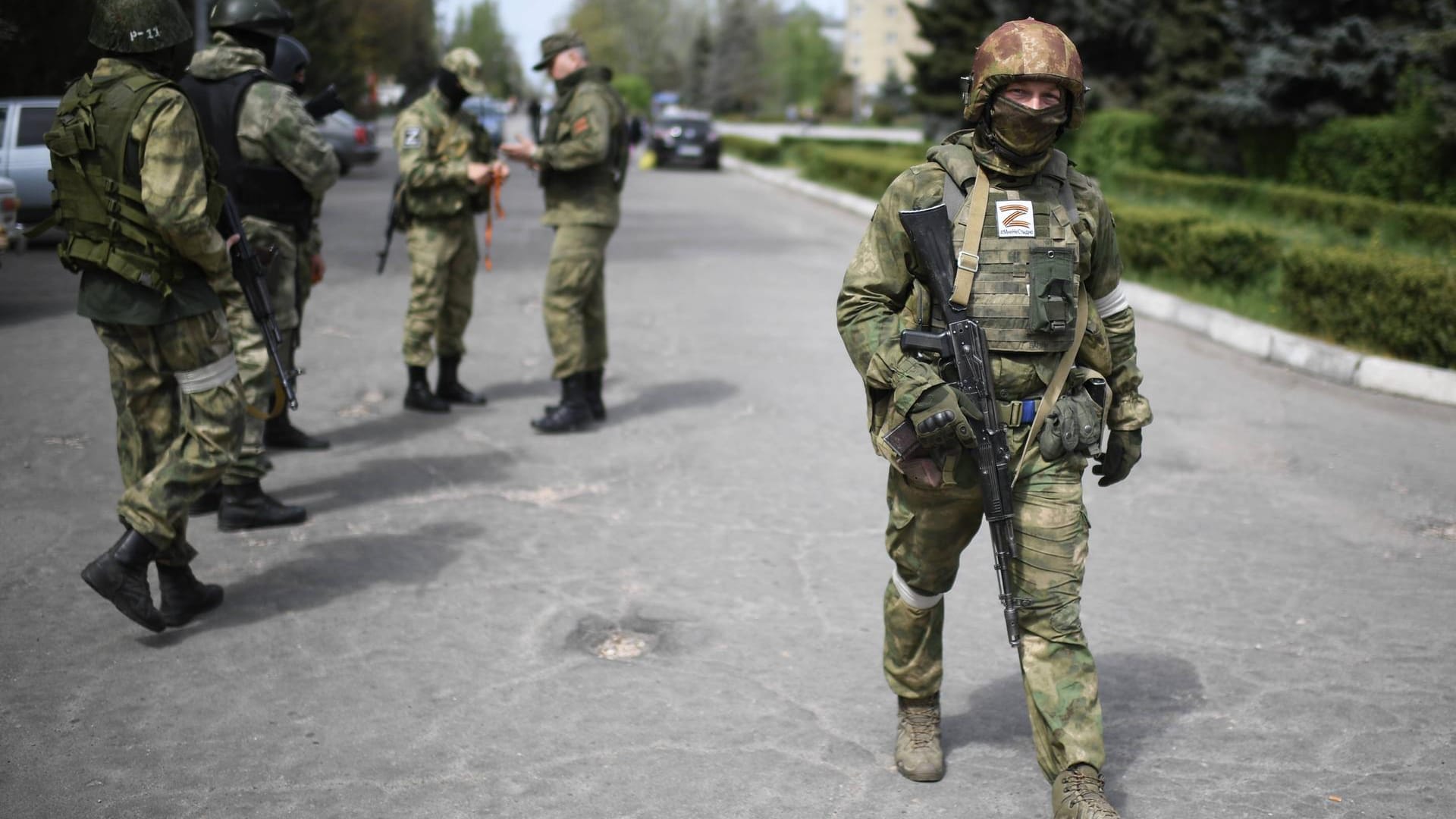 Russische Soldaten in der Ostukraine (Archivbild): Nationalgardisten im Nordkaukasus haben sich geweigert, in den Krieg zu ziehen.