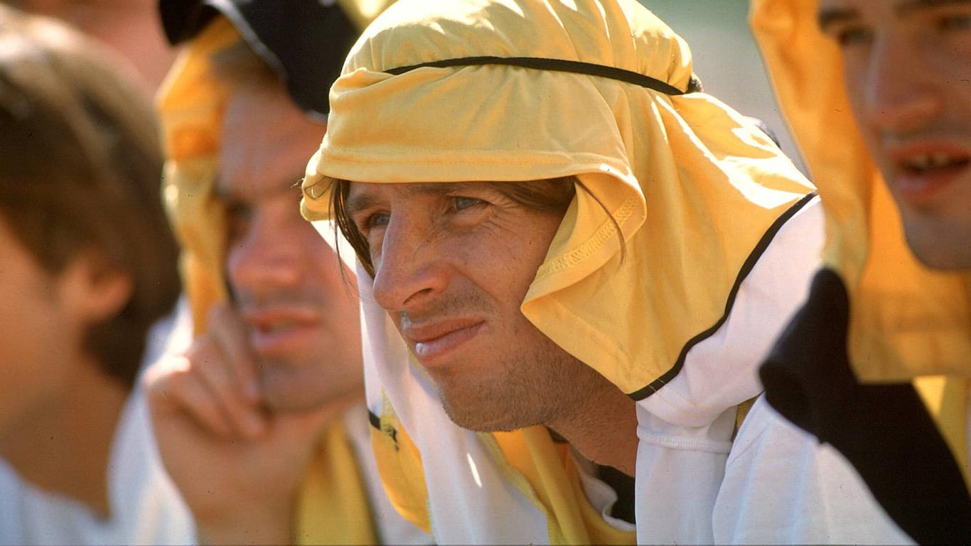 Wolfgang Feiersinger auf der Bank (Archivbild): Er brachte den BVB im Jahr 1997 erst ins Finale der Champions League.