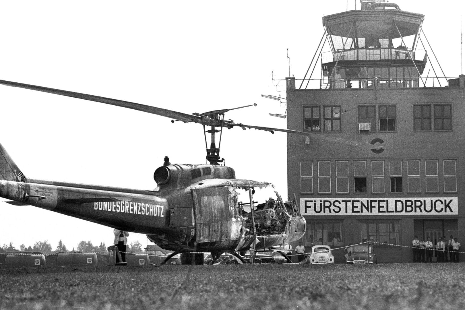 Am Flughafen Fürstenfeldbruck nahm das Attentat 1972 ein tragisches Ende: Alle Geiseln starben.