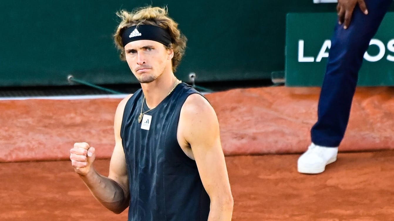 Alexander Zverev: Der Tennis-Olympiasieger steht in der Runde der letzten 16 von Paris.