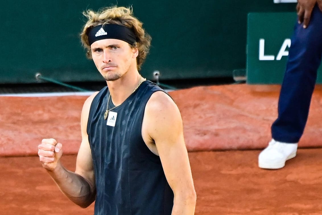 Alexander Zverev: Der Tennis-Olympiasieger steht in der Runde der letzten 16 von Paris.