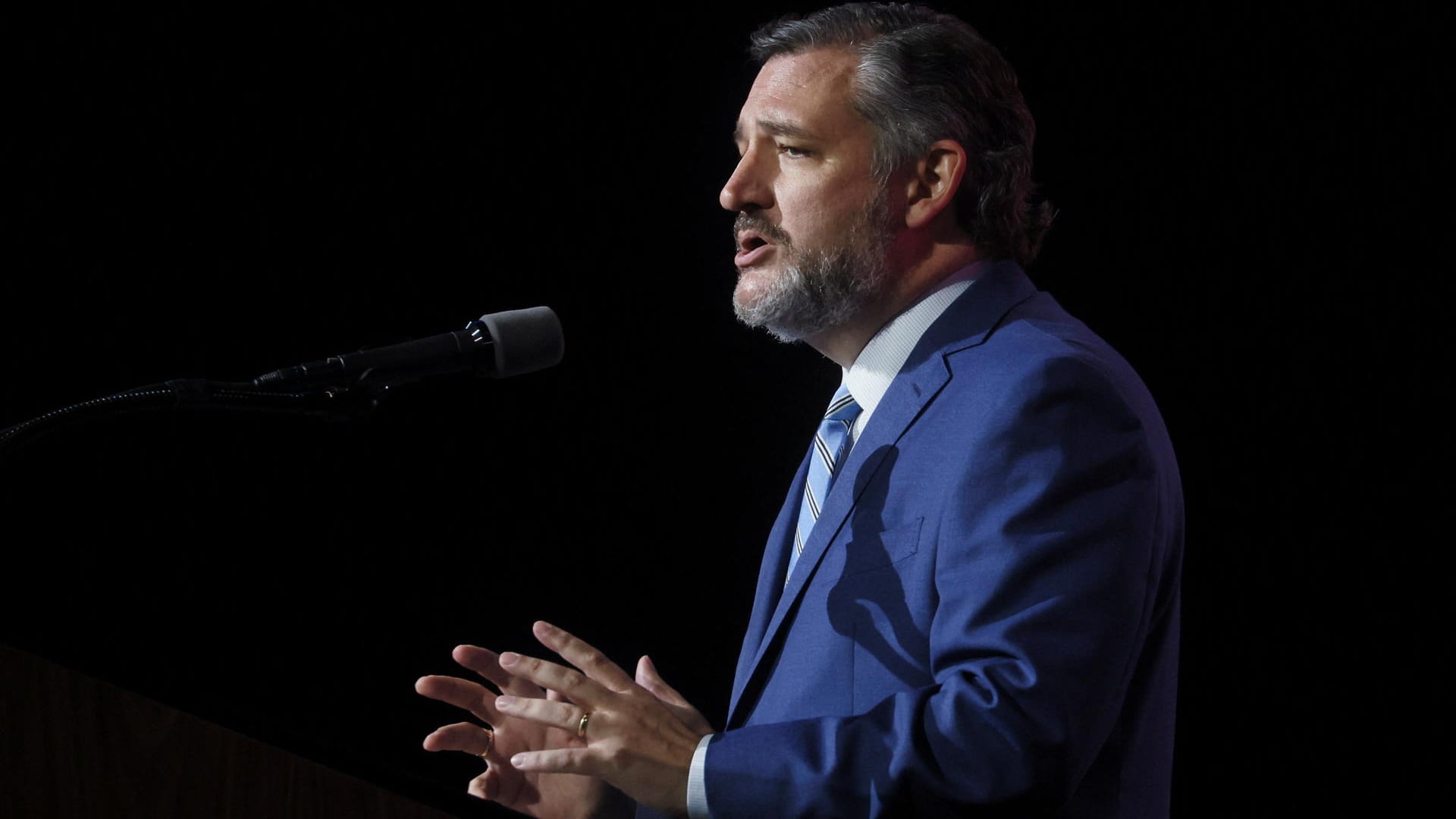 Senator Ted Cruz spricht bei der NRA-Tagung über die "Natur des Bösen" – und verteidigt das Recht, Waffen zu tragen.