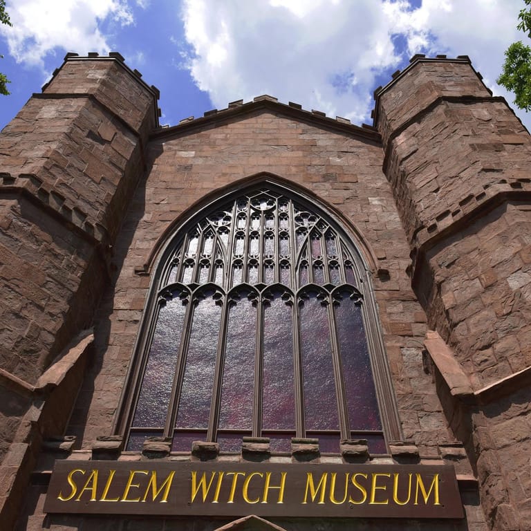 Das Hexenmuseum in Salem (Archivbild): Jetzt ist auch die letzte Frau freigesprochen wurden, die 1693 gehängt wurde.