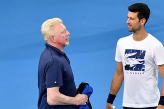 Boris Becker (l) und Novak Djokovic arbeiteten in der Vergangenheit zusammen.