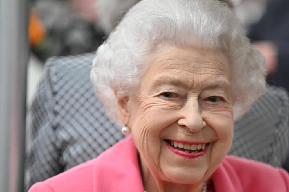 Queen Elizabeth II.: Vor den Feierlichkeiten zu ihrem Thronjubiläum nimmt sich die Monarchin eine Auszeit.