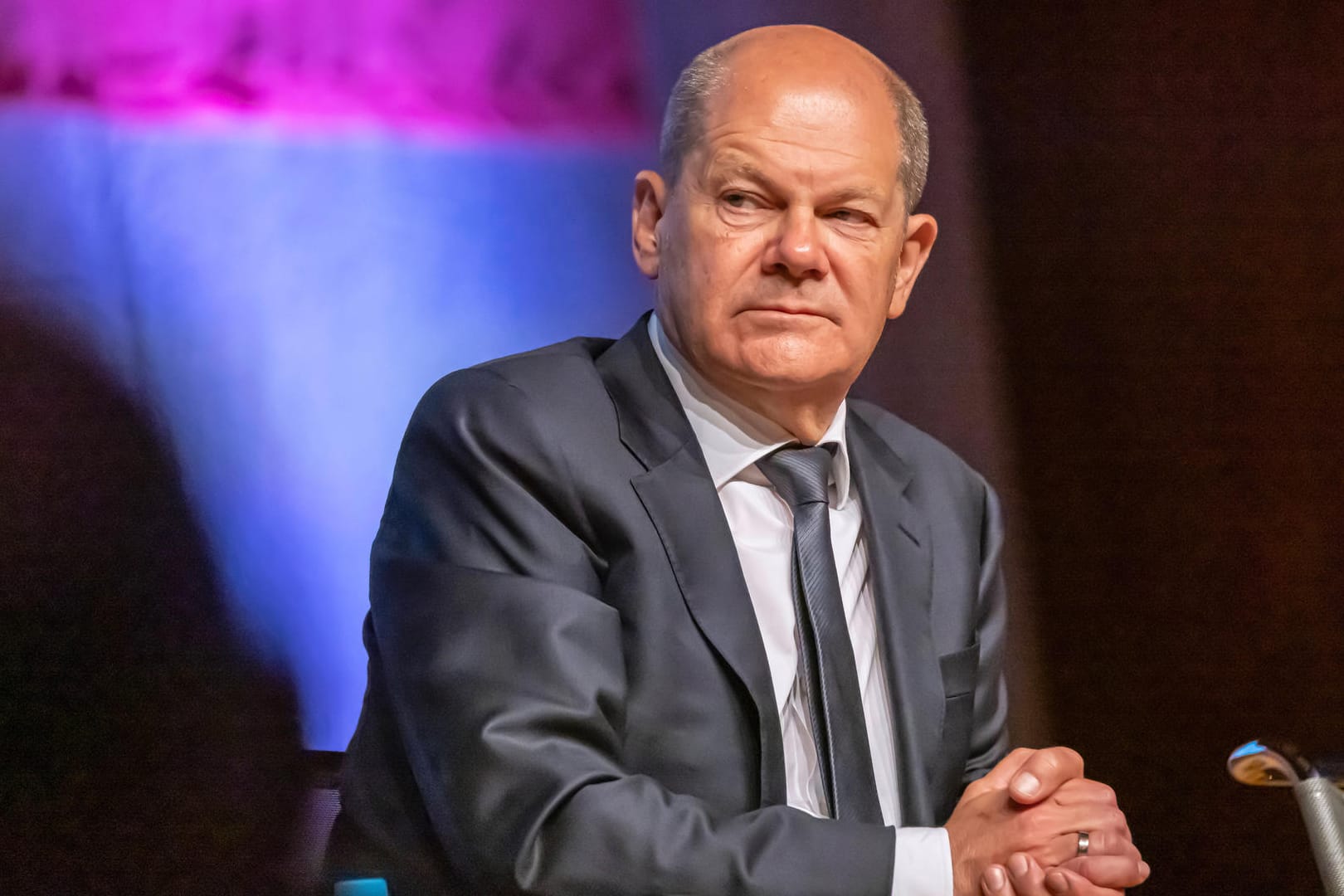 Bundeskanzler Olaf Scholz beim Katholikentag: In seiner Reisedelegation gibt es mehrere Corona-Fälle.