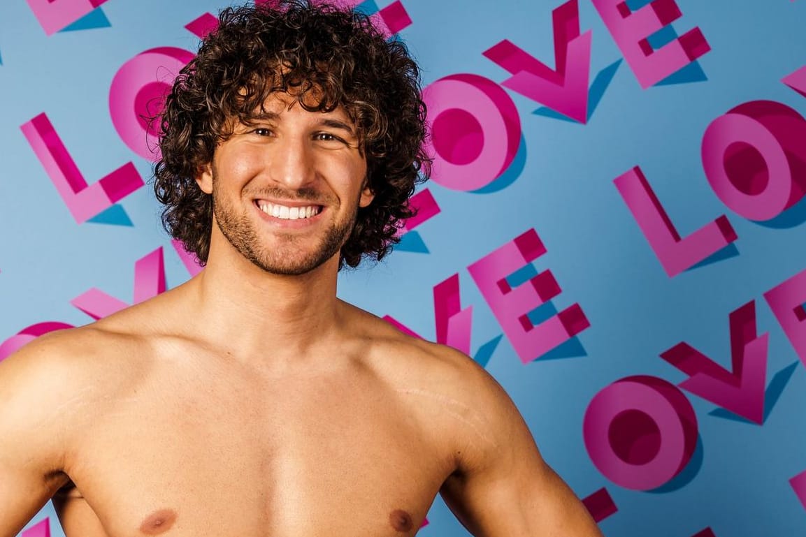 Adriano Salvaggio: Der 28-Jährige wurde durch "Love Island" bekannt.