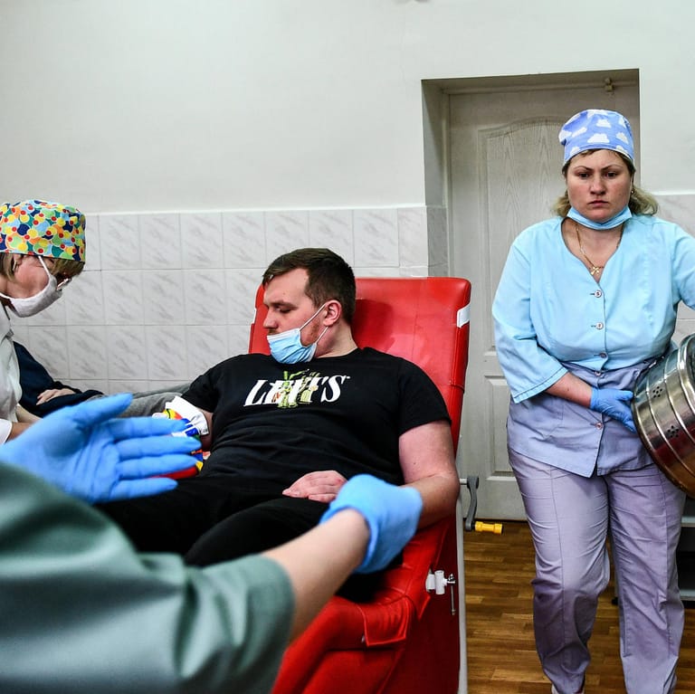 Blutspende in der Ukraine (Symbolbild): Um Blut für russische Soldaten zu haben, müssen Ukrainer offenbar auf der Krim spenden.