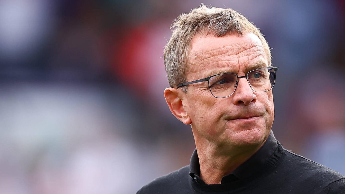 Ralf Rangnick: Sein Beratervertrag bei Manchester United wurde aufgelöst. Ralf Rangnick: Sein Beratervertrag bei Manchester United wurde aufgelöst.