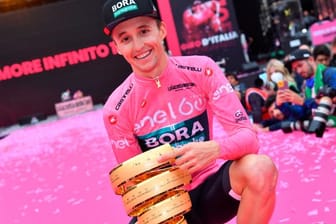 Großer Coup in Rosa: Jai Hindley gewann als erster Australier den Giro d'Italia.