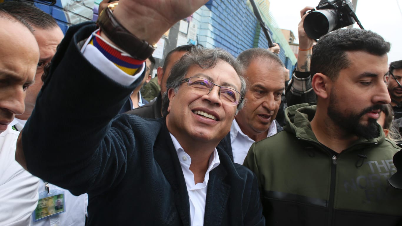 Gustavo Petro: Bei einem Sieg Petros in der Stichwahl bekäme Kolumbien erstmals einen linksgerichteten Staatschef.