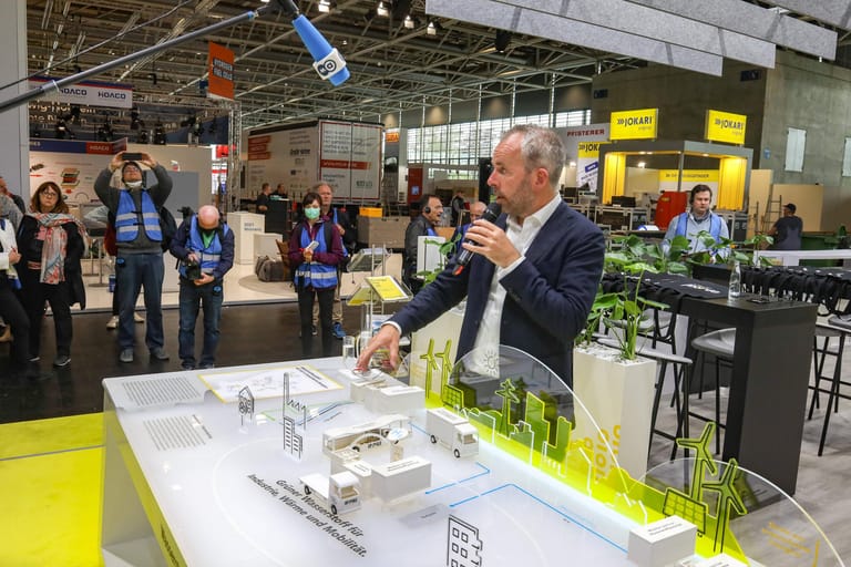 Beim Start der Messe Hannover werden neue Technologien für grünen Wasserstoff präsentiert (Archivbild): Die Industriemesse ist für viele Unternehmen wichtig.
