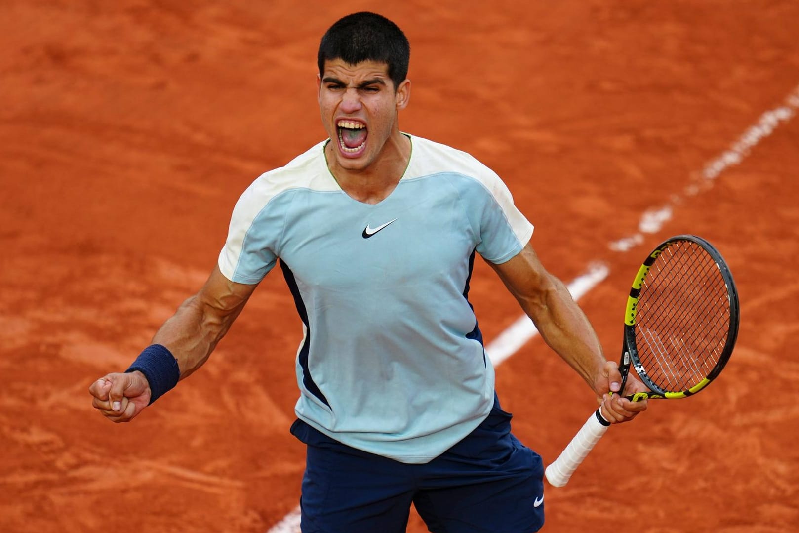 Carlos Alcaraz gilt als kommender Superstar des Herrentennis. Bereits jetzt mischt der erst 19-Jährige die Weltelite auf.