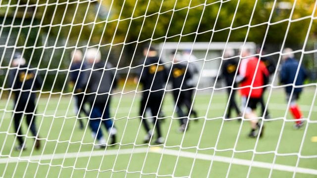 Wer Fußball spielt, weiß: Verlieren gehört dazu.