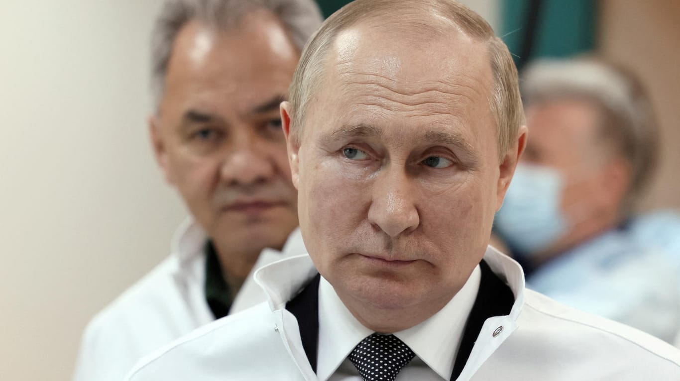 Wladimir Putin: Der russische Präsident hat bei seinem Angriffskrieg in der Ukraine seine Strategie gewechselt.