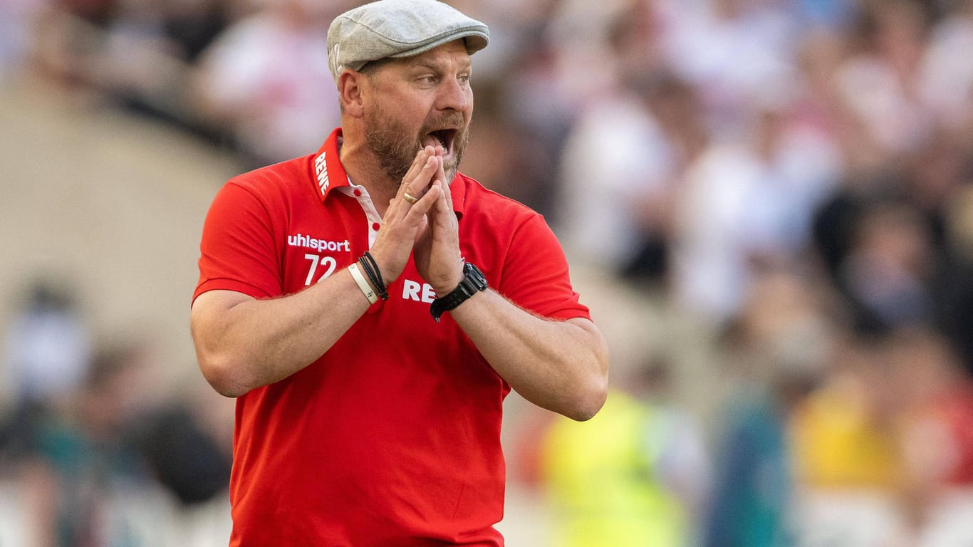 Steffen Baumgart, Trainer des 1. FC Köln: Zum Saisonstart sieht sich der FC bereits mit einer Härteprüfung konfrontiert.
