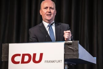 Uwe Becker beim CDU-Kreisparteitag (Archivbild): Er steht für eine genauere Überwachung von Antisemitismus ein.