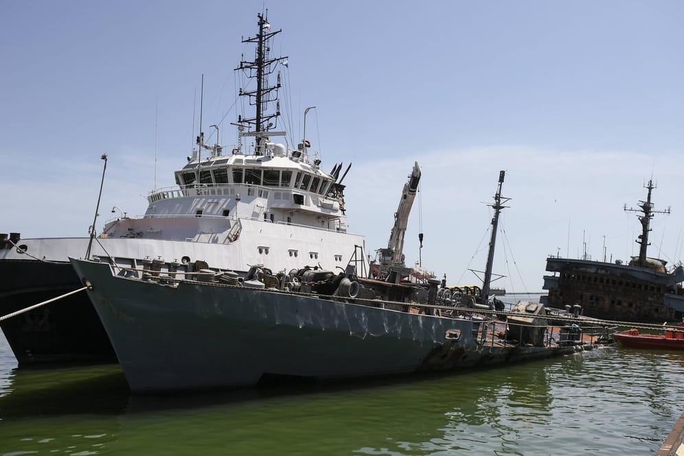 Ukrainisches Boot im Hafen von Mariupol: Separatisten sollen ein Frachtschiff gekapert haben.