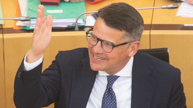 Hessischer Landtag wählt neuen Ministerpräsidenten