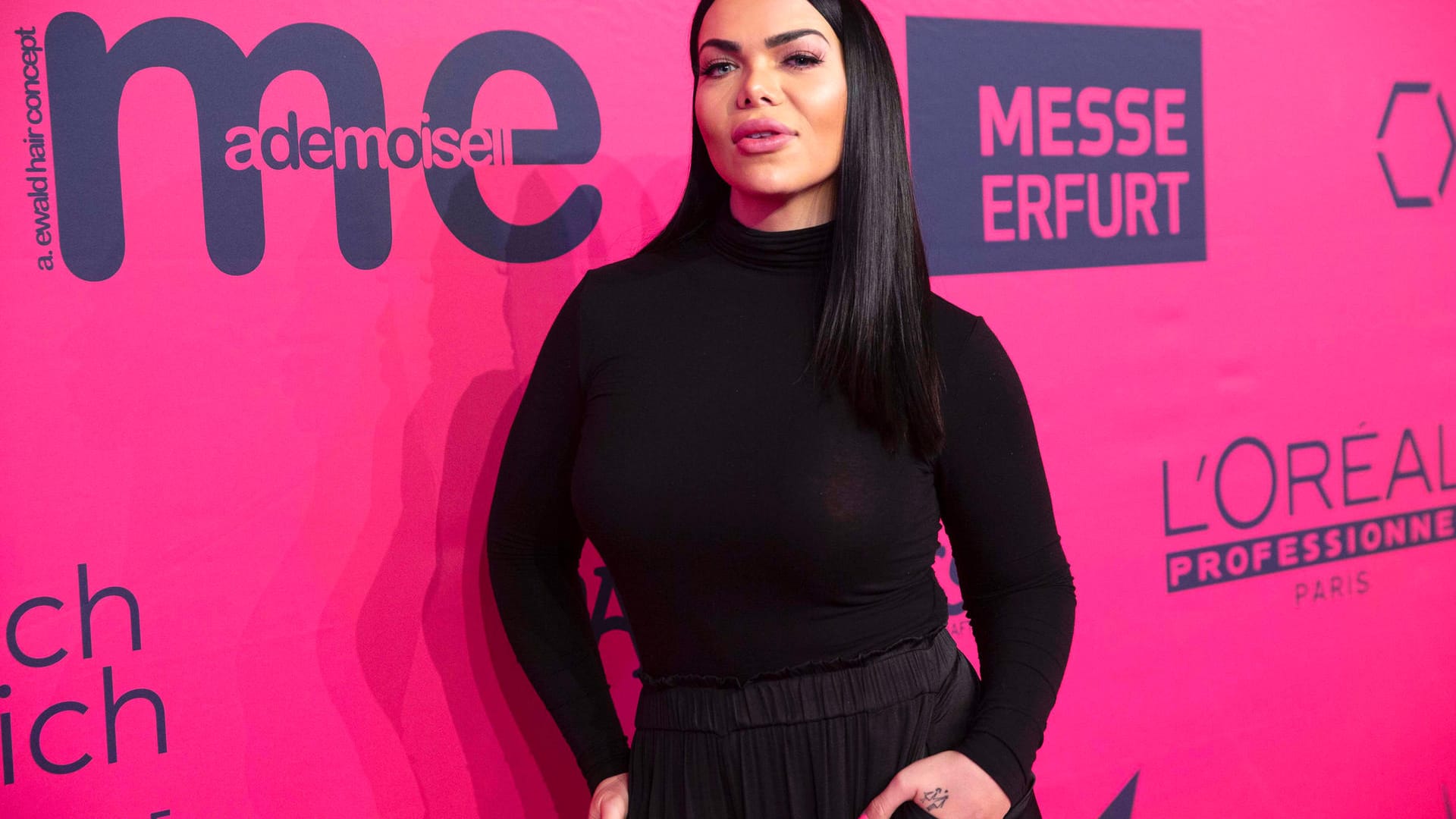 Mademoiselle Nicolette (Archivbild): Sie bekam Hilfe von einem Fan. Mademoiselle Nicolette (Archivbild): Sie bekam Hilfe von einem Fan.