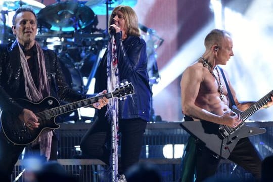 Vivian Campbell (l-r), Joe Elliott und Phil Collen 2019 in New York.