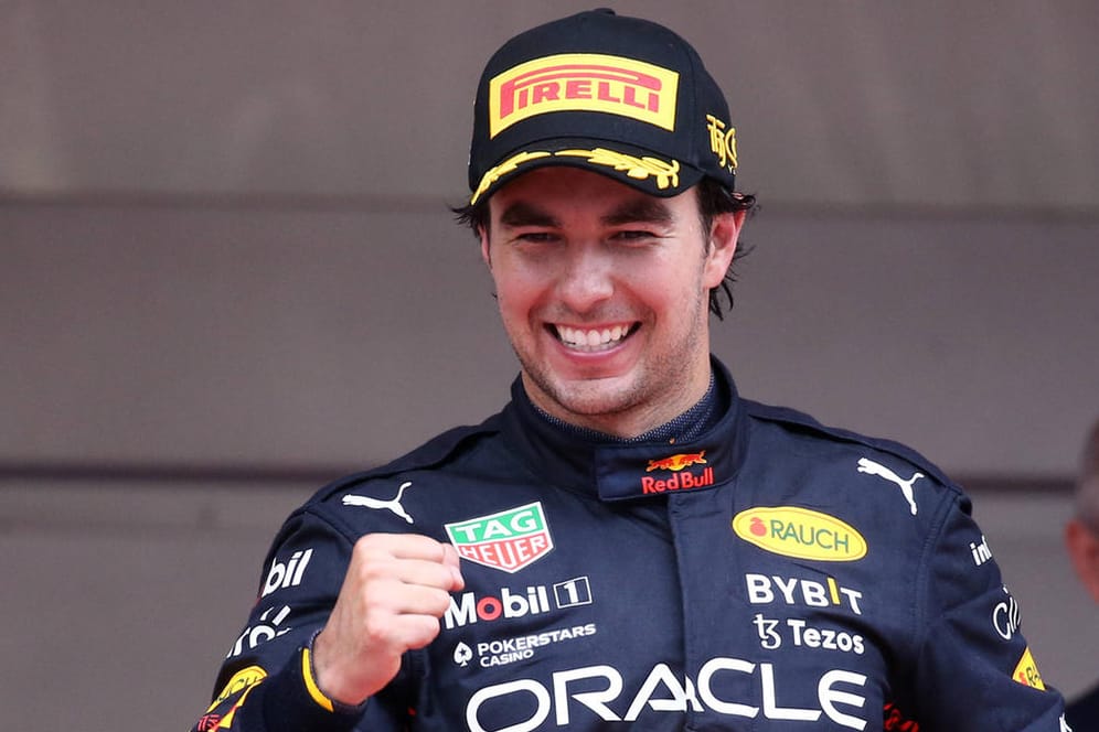 Weiter im Red-Bull-Overall: Sergio Perez bleibt beim österreichischen Rennstall.